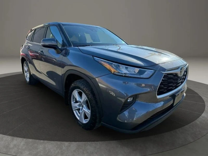 2020 Toyota Highlander - Image 3 of 12