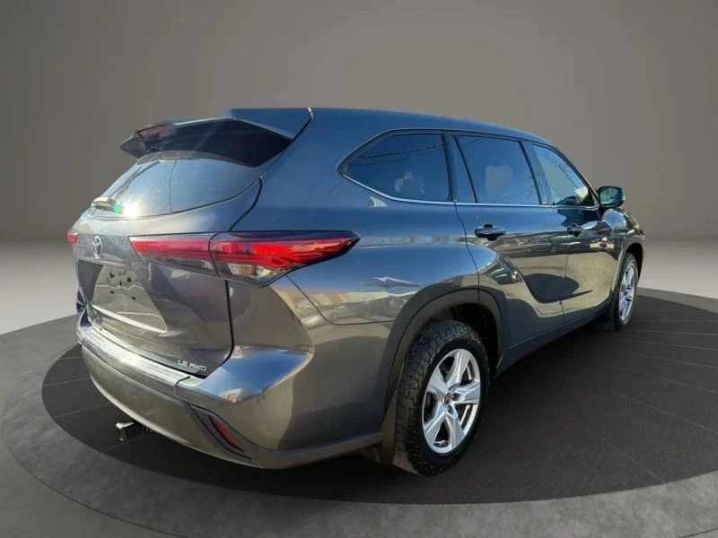 2020 Toyota Highlander - Image 5 of 12