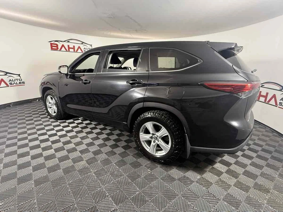 2020 Toyota Highlander - Image 8 of 31