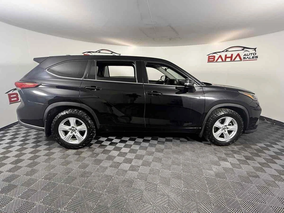 2020 Toyota Highlander - Image 14 of 31