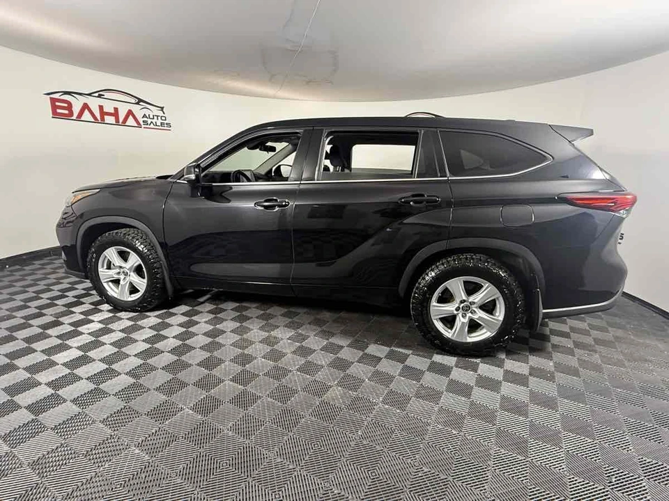 2020 Toyota Highlander - Image 7 of 31