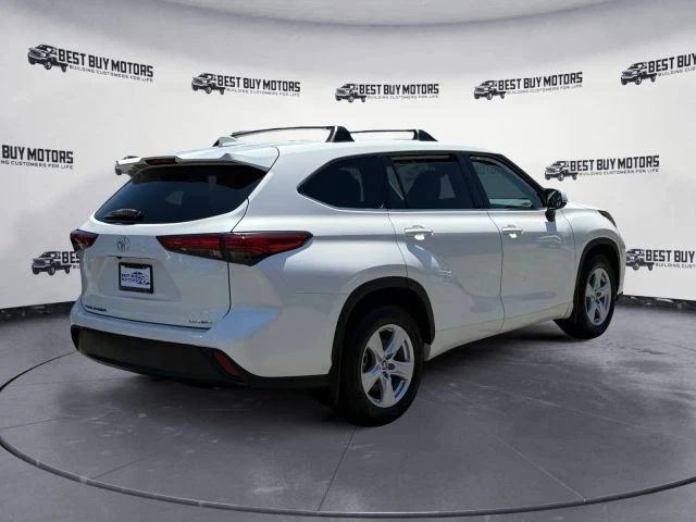 2020 Toyota Highlander - Image 8 of 21