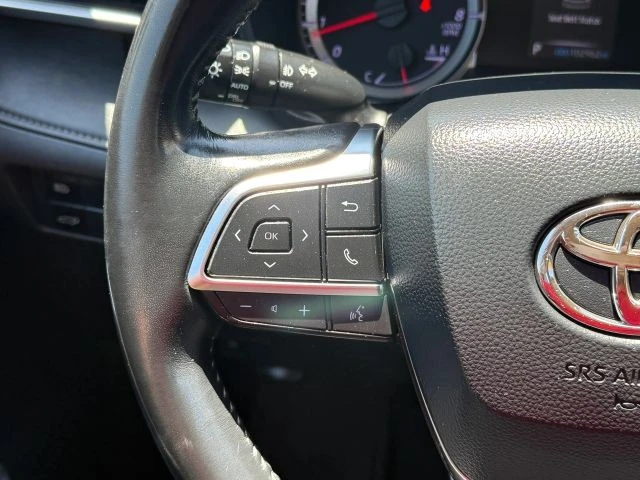 2020 Toyota Highlander - Image 18 of 21