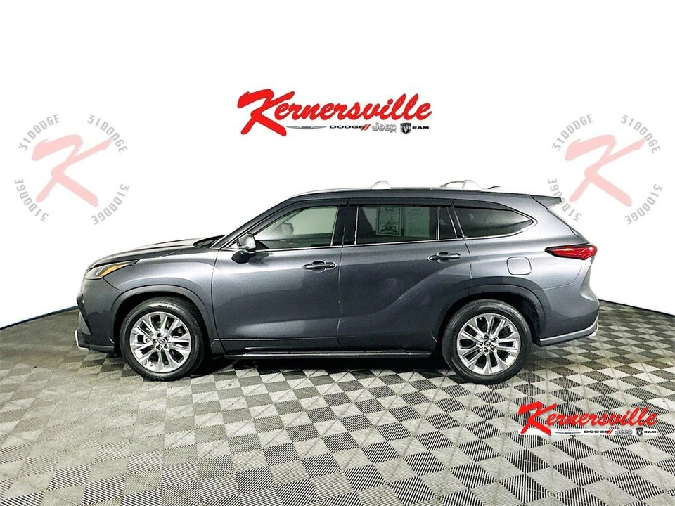 2020 Toyota Highlander - Image 4 of 12