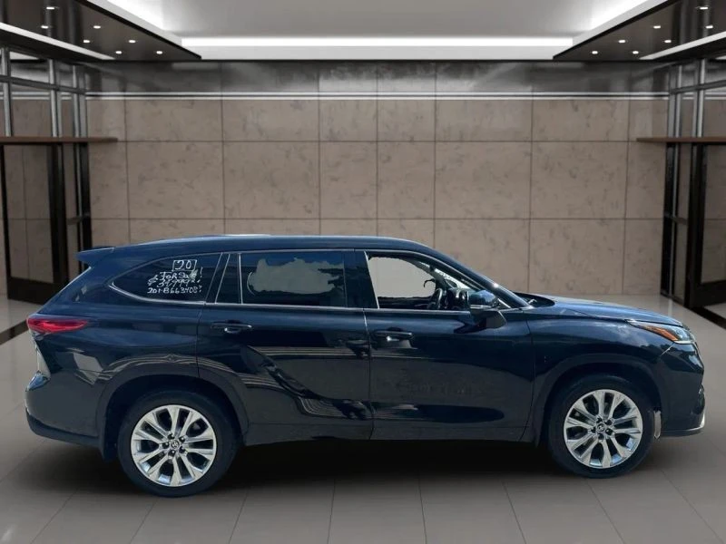 2020 Toyota Highlander - Image 4 of 12