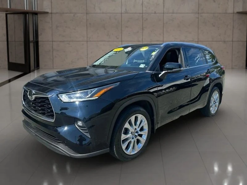 2020 Toyota Highlander - Image 3 of 12