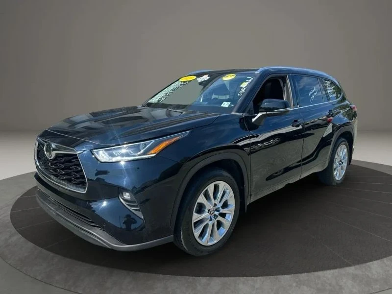 2020 Toyota Highlander - Image 3 of 12