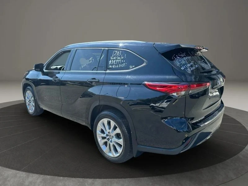 2020 Toyota Highlander - Image 10 of 12