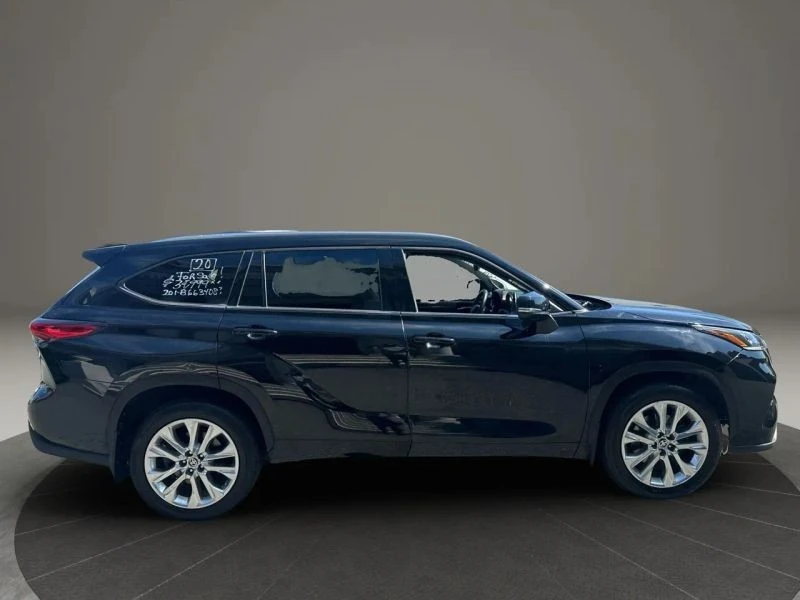 2020 Toyota Highlander - Image 4 of 12