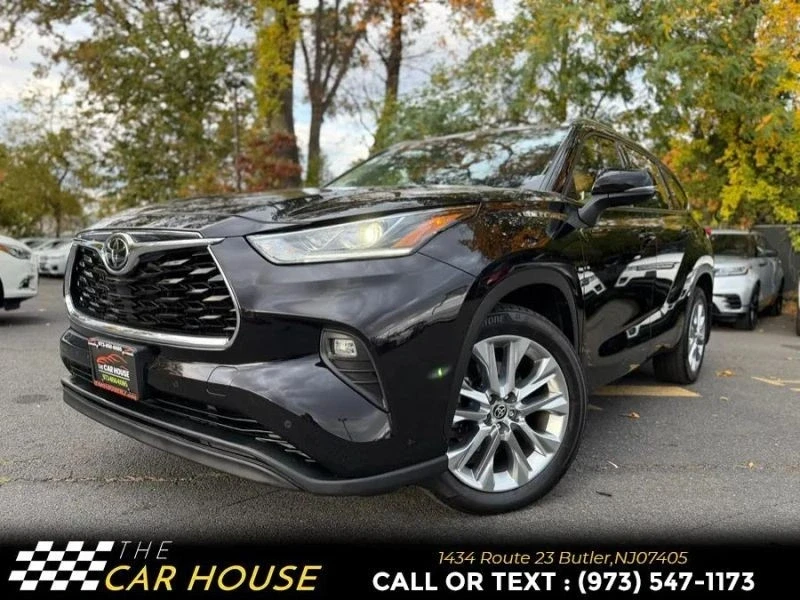 2020 Toyota Highlander - Image 2 of 12