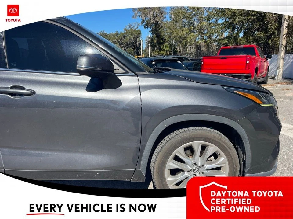 2020 Toyota Highlander - Image 4 of 10