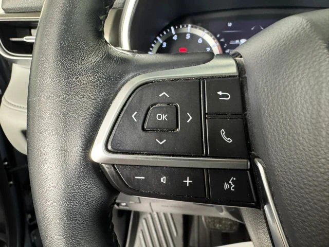 2020 Toyota Highlander - Image 15 of 21