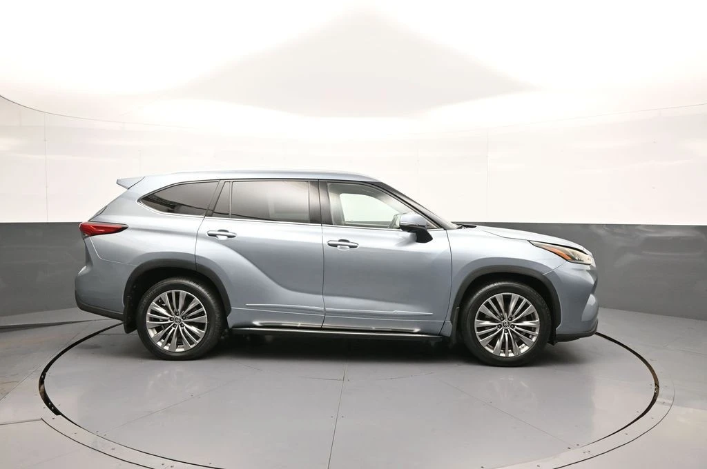 2020 Toyota Highlander - Image 5 of 21