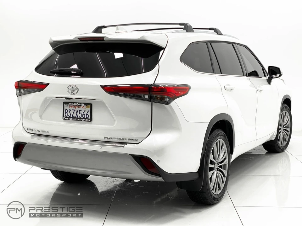 2020 Toyota Highlander - Image 6 of 12