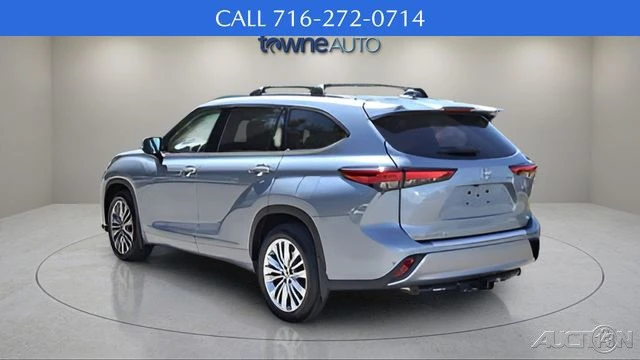 2020 Toyota Highlander - Image 3 of 21