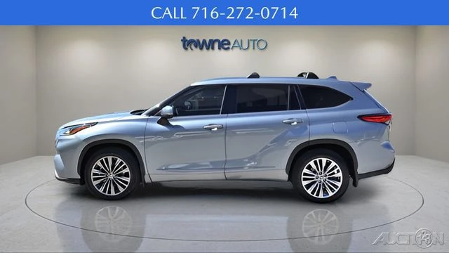 2020 Toyota Highlander - Image 2 of 21