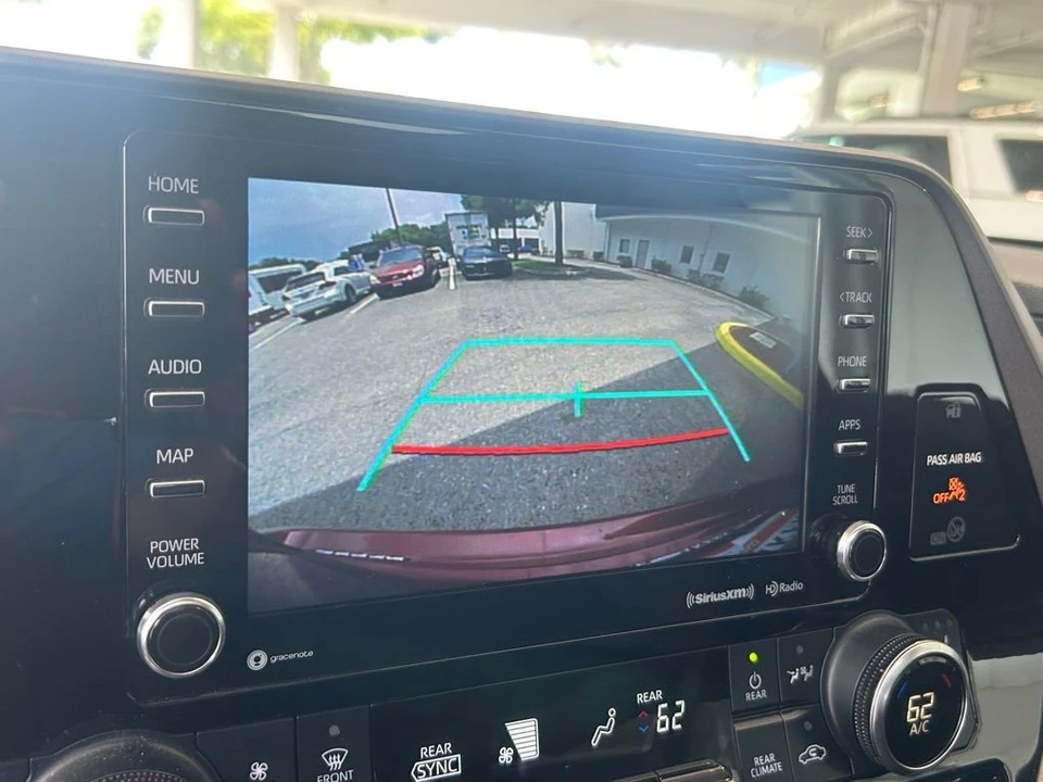 2020 Toyota Highlander - Image 12 of 12