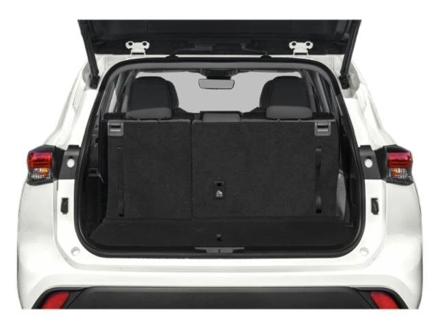 2020 Toyota Highlander - Image 11 of 12
