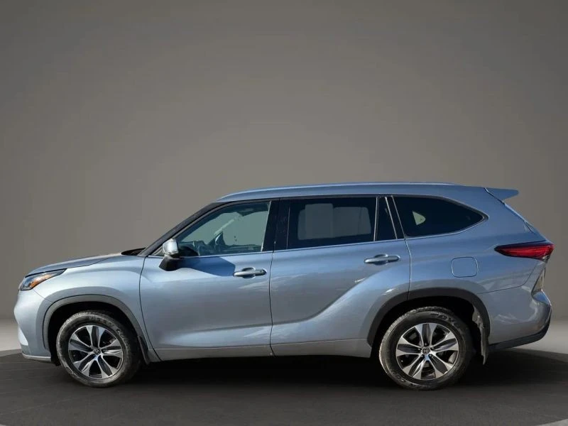 2020 Toyota Highlander - Image 7 of 12