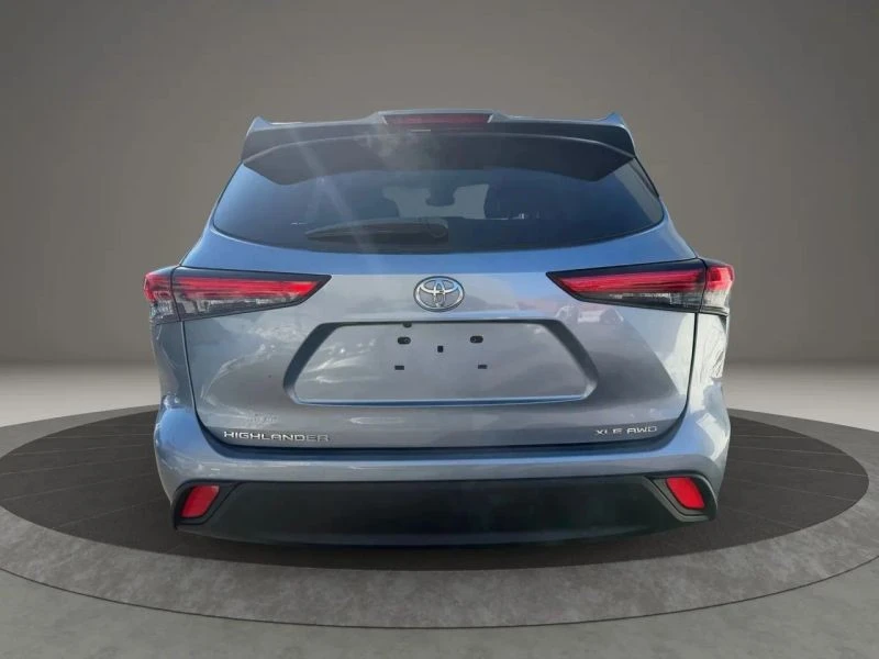 2020 Toyota Highlander - Image 5 of 12