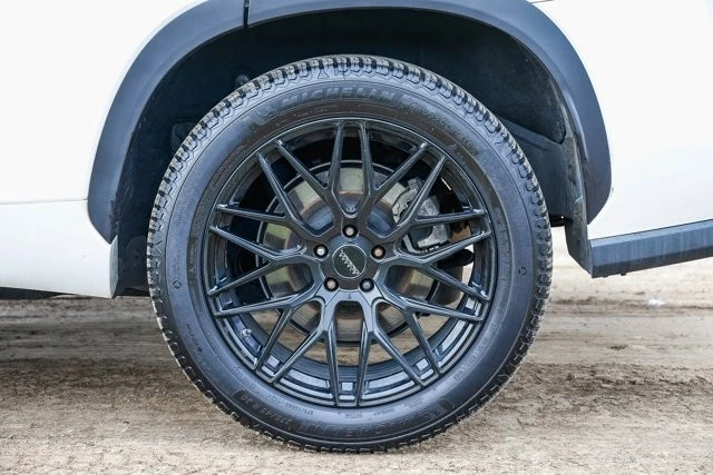 2020 Toyota Highlander - Image 9 of 12