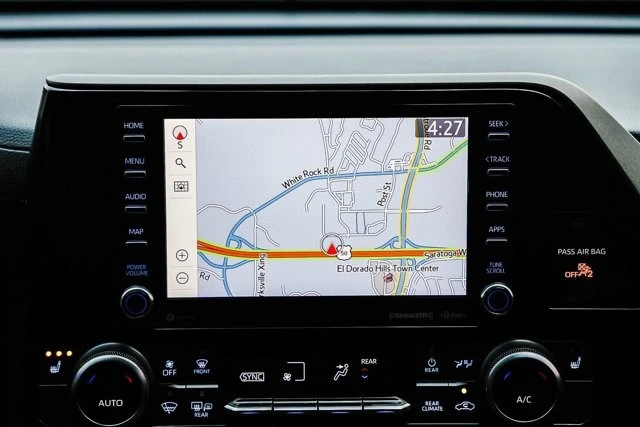 2020 Toyota Highlander - Image 12 of 12