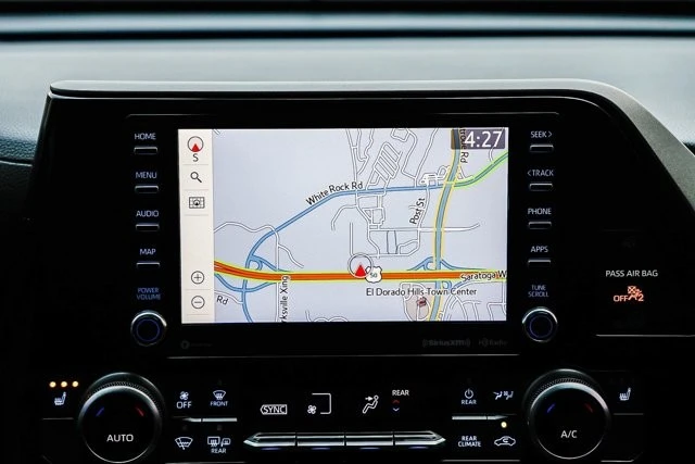 2020 Toyota Highlander - Image 12 of 12