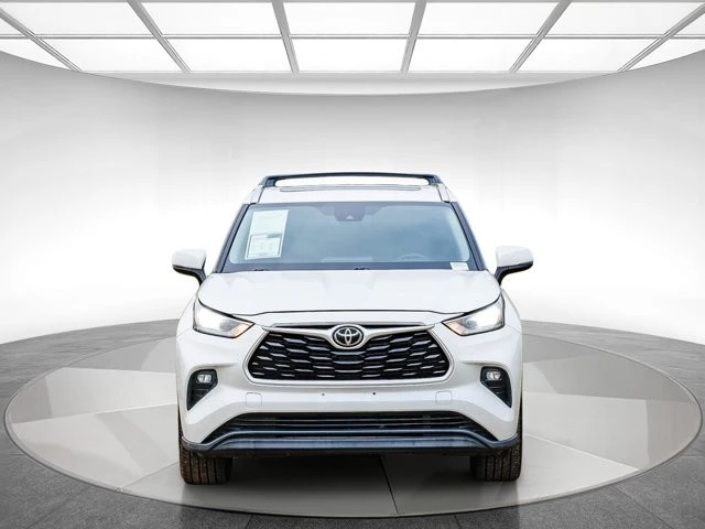 2020 Toyota Highlander - Image 6 of 12