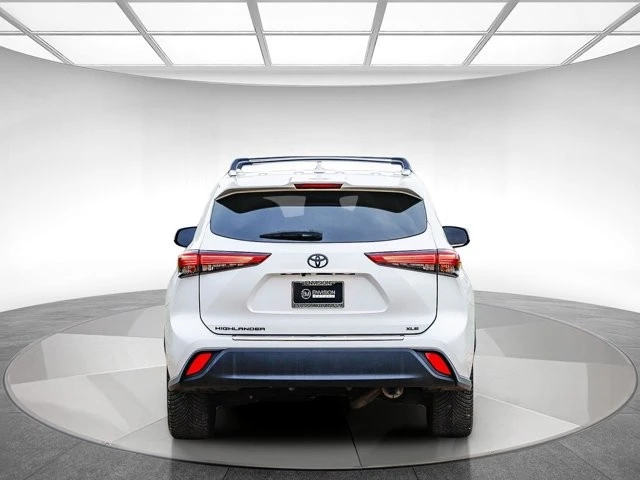 2020 Toyota Highlander - Image 3 of 12