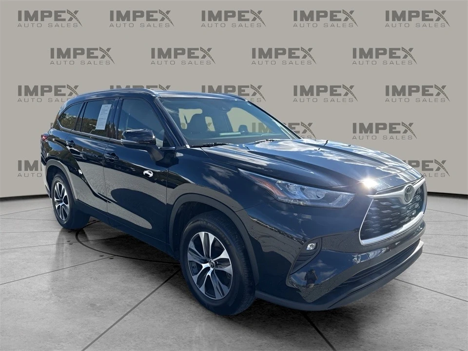 2020 Toyota Highlander - Image 7 of 12