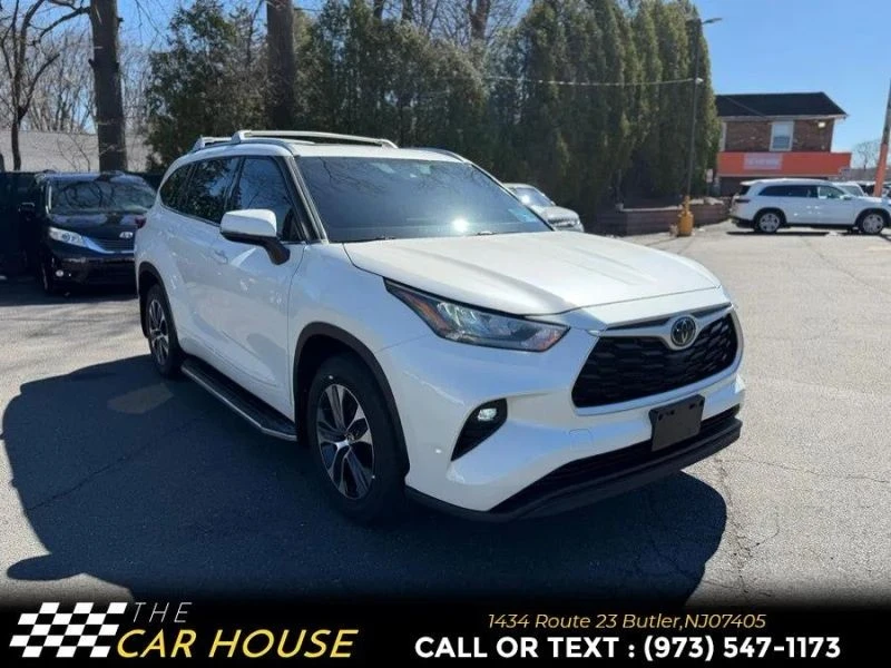 2020 Toyota Highlander - Image 5 of 12