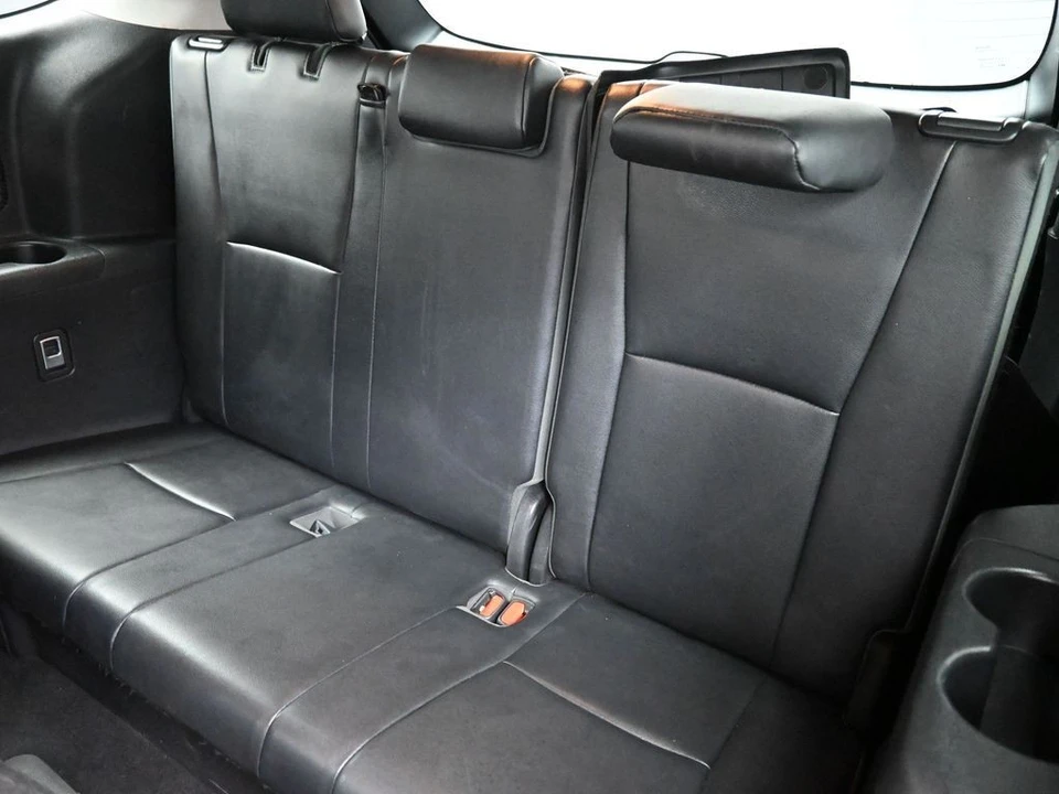 2020 Toyota Highlander - Image 20 of 21