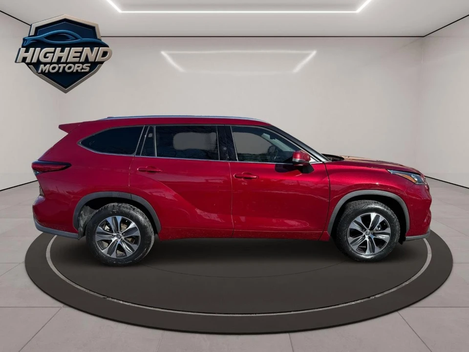 2020 Toyota Highlander - Image 9 of 31