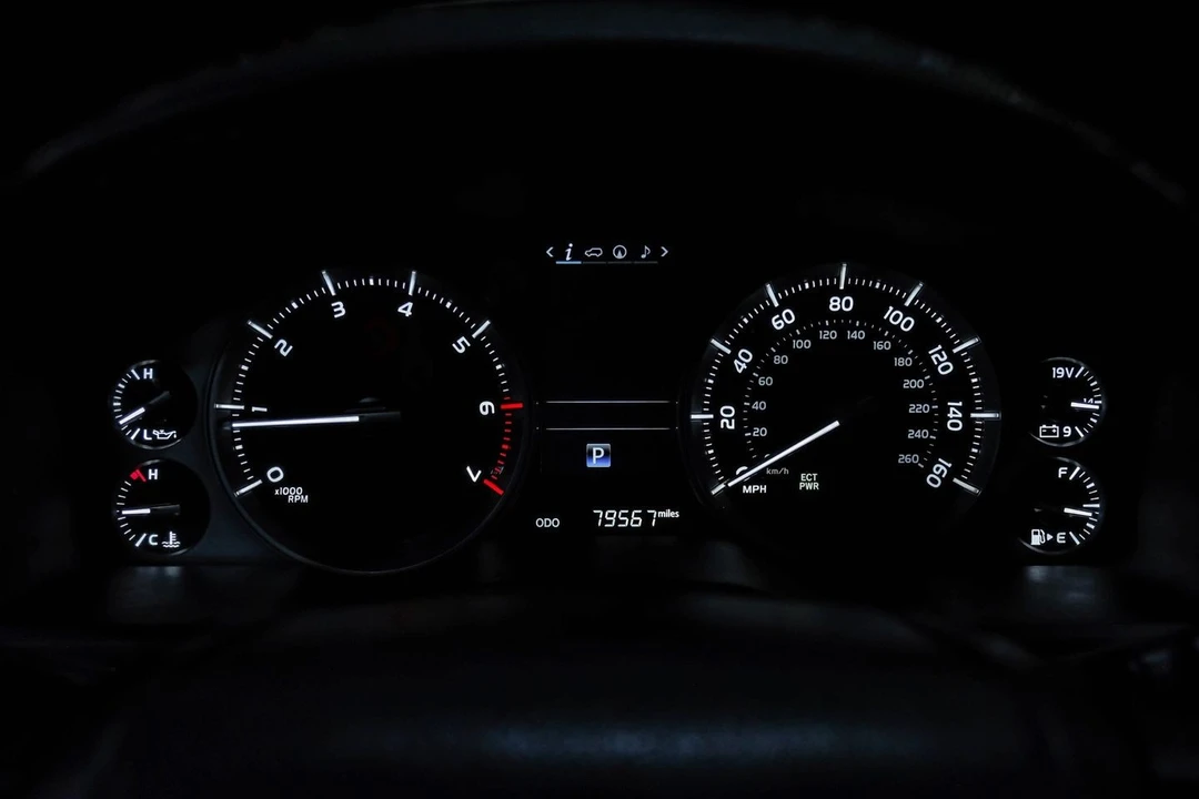 2020 Toyota J200 Land Cruiser - Image 26 of 31