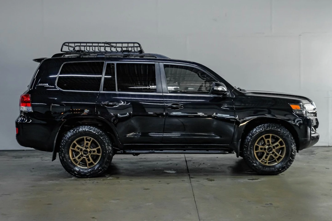 2020 Toyota J200 Land Cruiser - Image 11 of 31