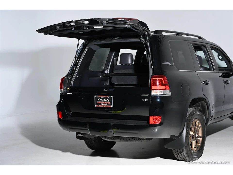 2020 Toyota J200 Land Cruiser - Image 16 of 31