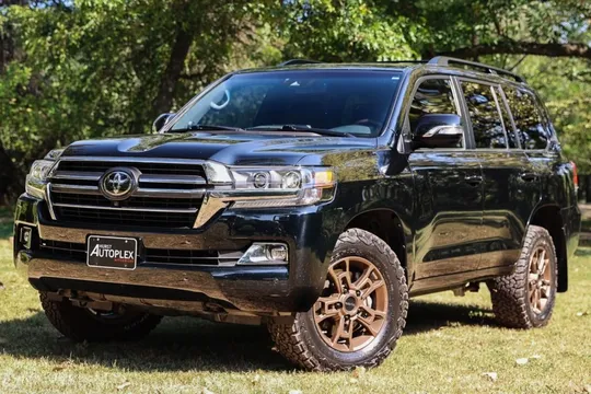 2020 Toyota Land Cruiser Heritage Edition