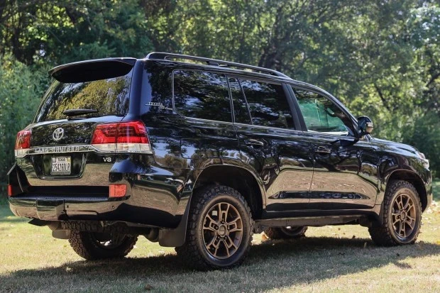 2020 Toyota J200 Land Cruiser - Image 2 of 7