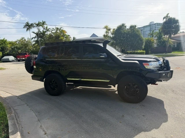 2020 Toyota J200 Land Cruiser - Image 9 of 21