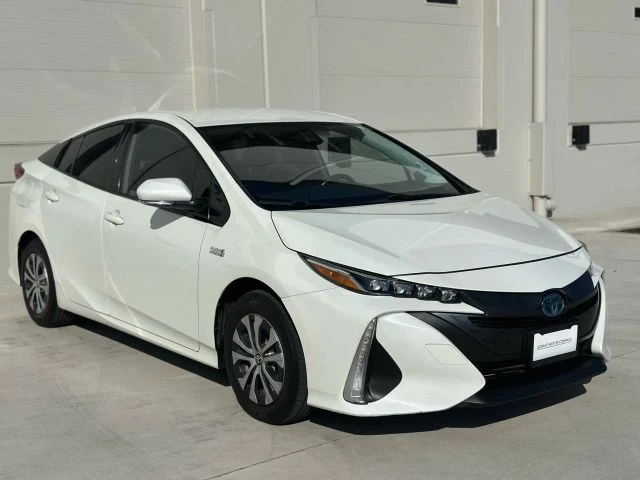 2020 Toyota Prius 4th Gen - Image 7 of 21