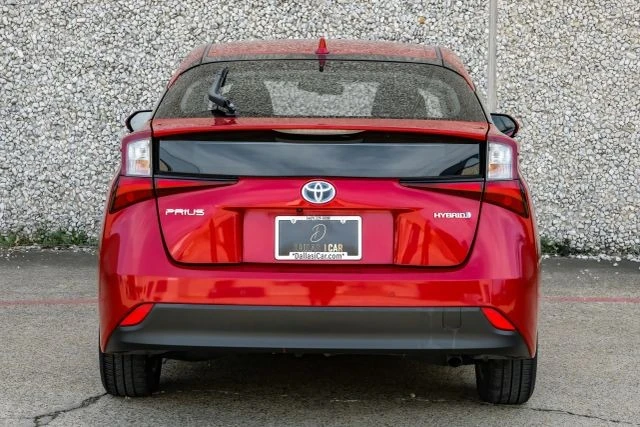 2020 Toyota Prius 4th Gen - Image 10 of 21