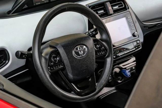 2020 Toyota Prius 4th Gen - Image 18 of 21