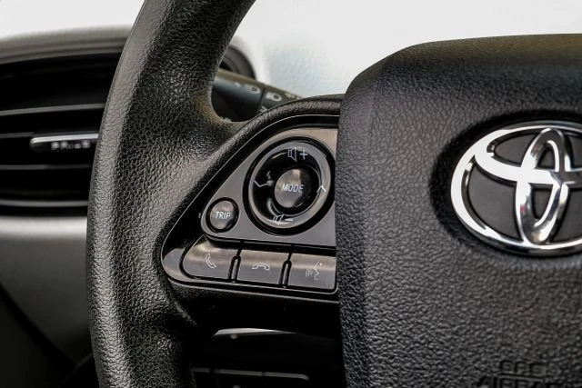 2020 Toyota Prius 4th Gen - Image 19 of 21