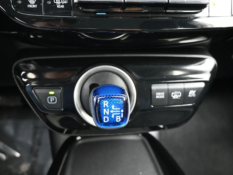 2020 Toyota Prius 4th Gen - Image 18 of 21