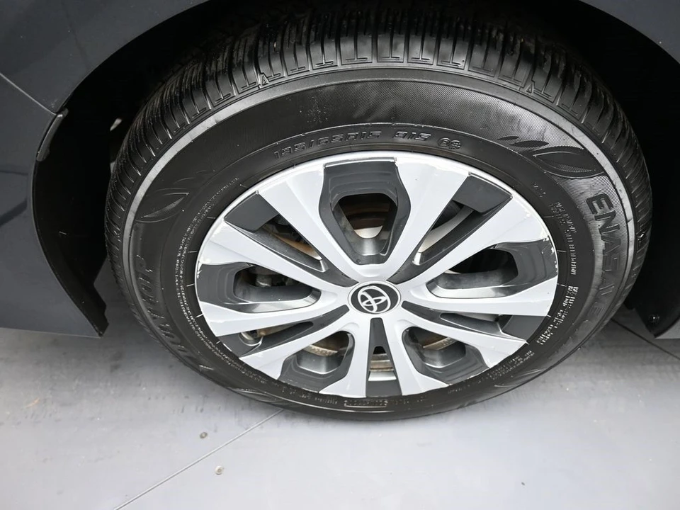 2020 Toyota Prius 4th Gen - Image 12 of 12