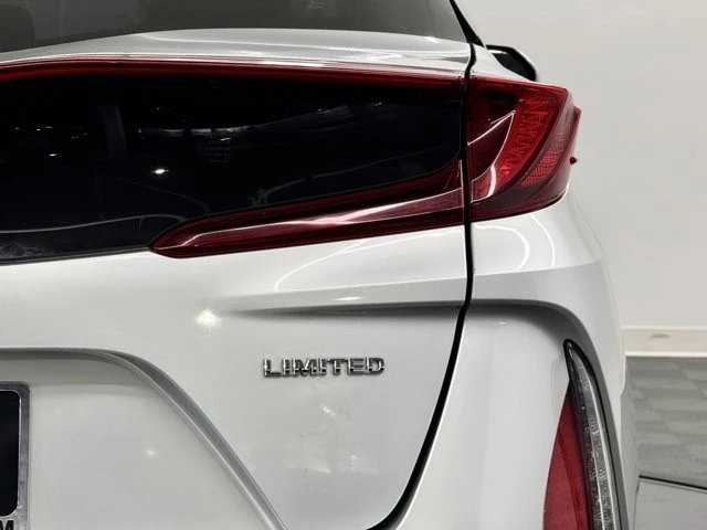 2020 Toyota Prius 4th Gen - Image 12 of 12