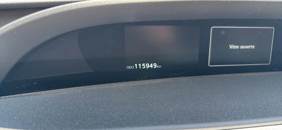 2020 Toyota Prius 4th Gen - Image 11 of 11
