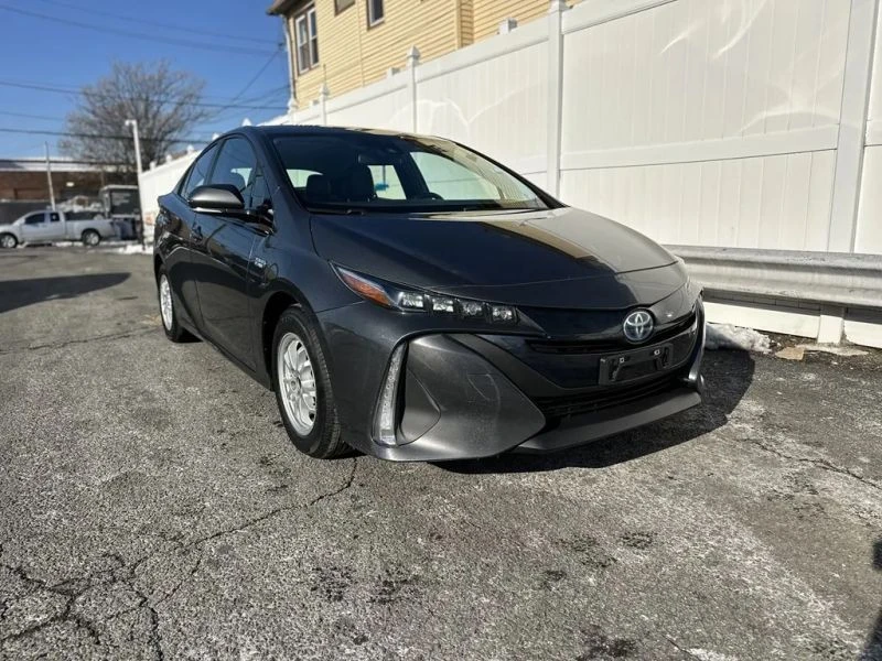 2020 Toyota Prius 4th Gen - Image 3 of 12
