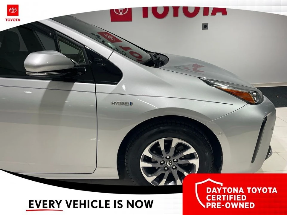 2020 Toyota Prius 4th Gen - Image 6 of 12