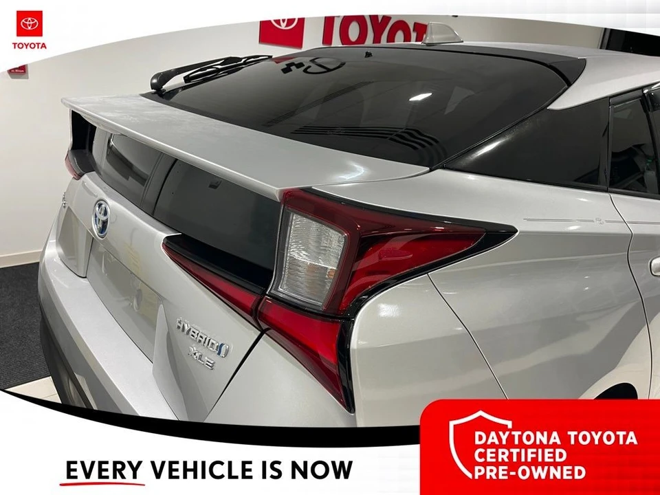 2020 Toyota Prius 4th Gen - Image 9 of 12